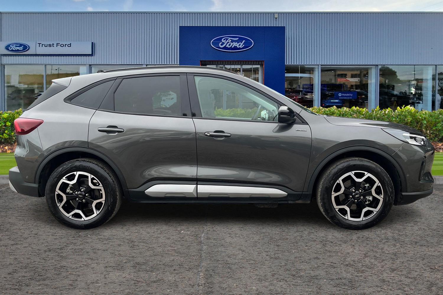 Ford KUGA Photo 2