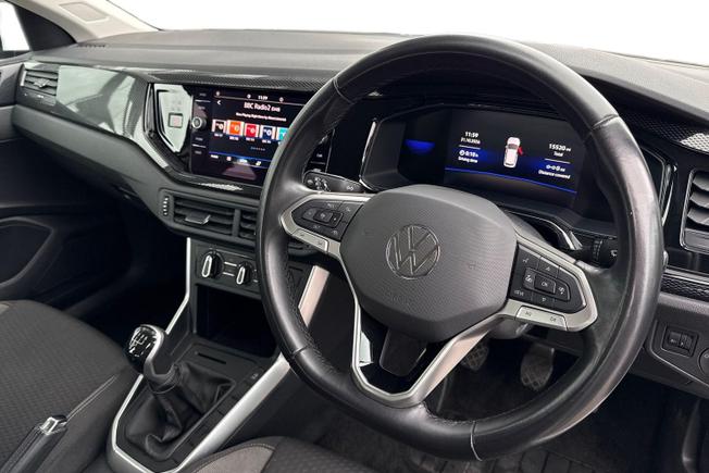VOLKSWAGEN Polo Photo 6