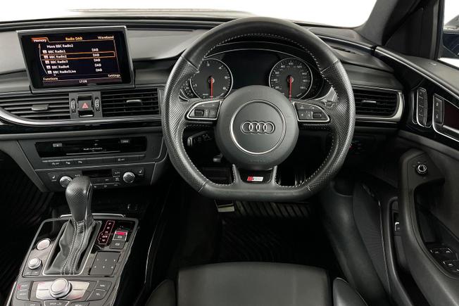 AUDI A6 Avant Photo 11