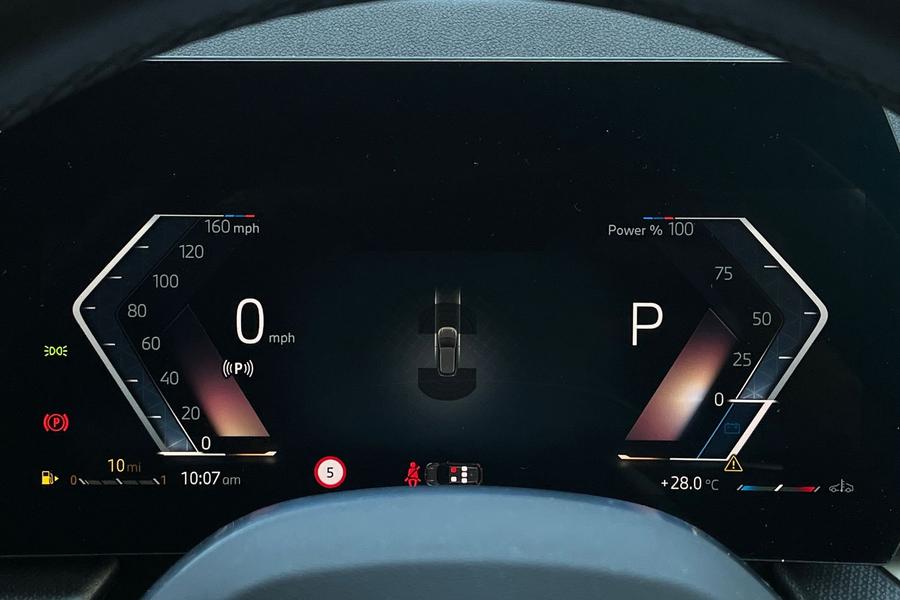 BMW 2 Series Photo autoimg-c088e08495e14f1c4247fa3875404a4f9f1df463.jpg
