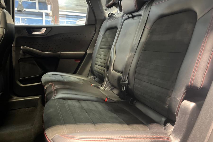 Ford KUGA Photo autoimg-c08dc4068ec02caa22f3f7e4d8dfa14e3c866375.jpg