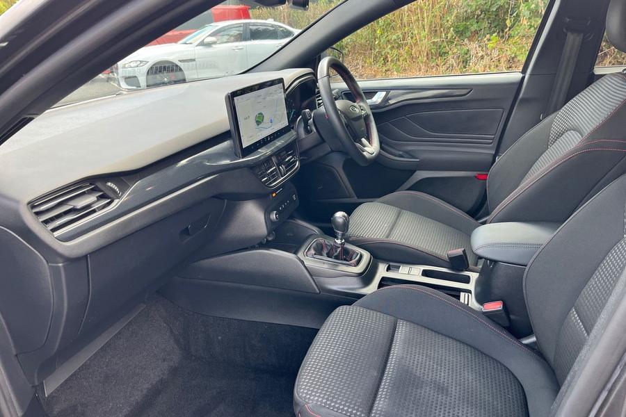 Ford Focus Photo autoimg-c08f0a0ff69342fa09bff8b241b25978703af4fd.jpg