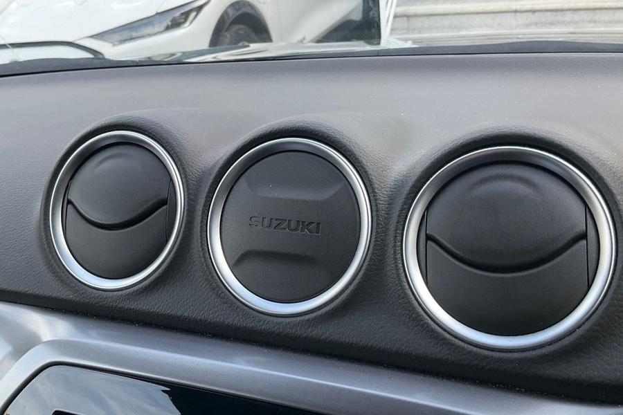 Suzuki VITARA Photo autoimg-c08fdd9e81a49487a2ca55767683425b2c295c7a.jpg