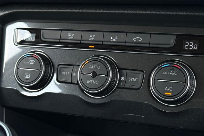 VOLKSWAGEN Tiguan Photo 27