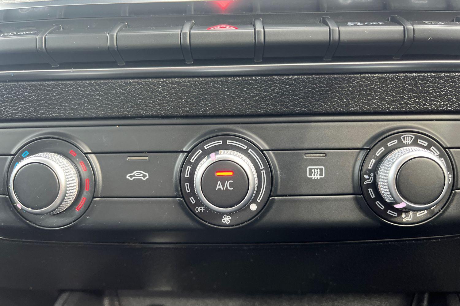 Audi Q2 Photo 30