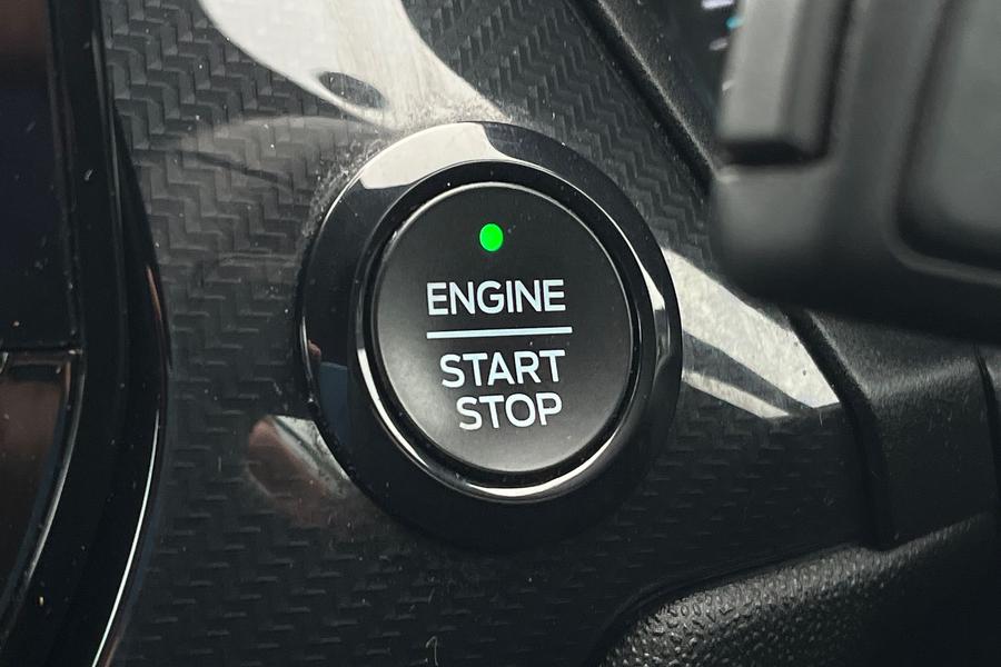 Ford FIESTA Photo autoimg-c094f031d667ee895bd01d92d4e28ea128571e3b.jpg