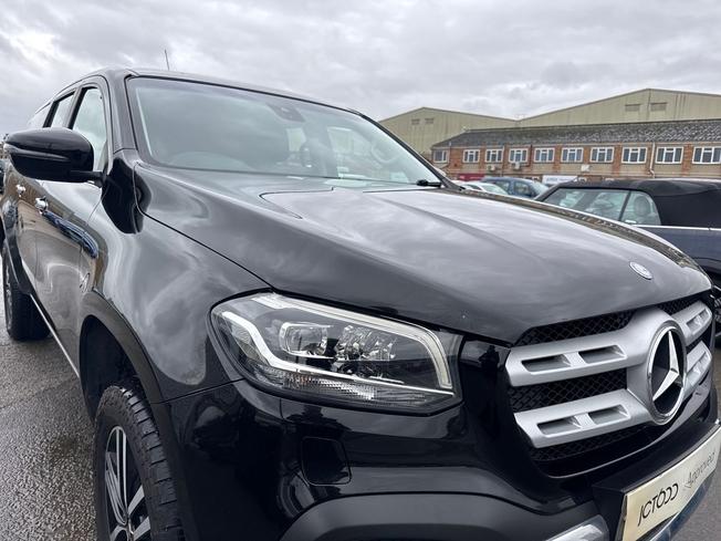 MERCEDES-BENZ X Class Photo 22