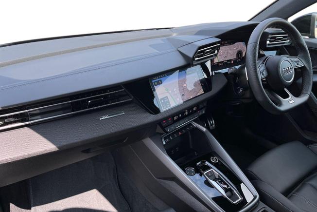 AUDI A3 Photo 2