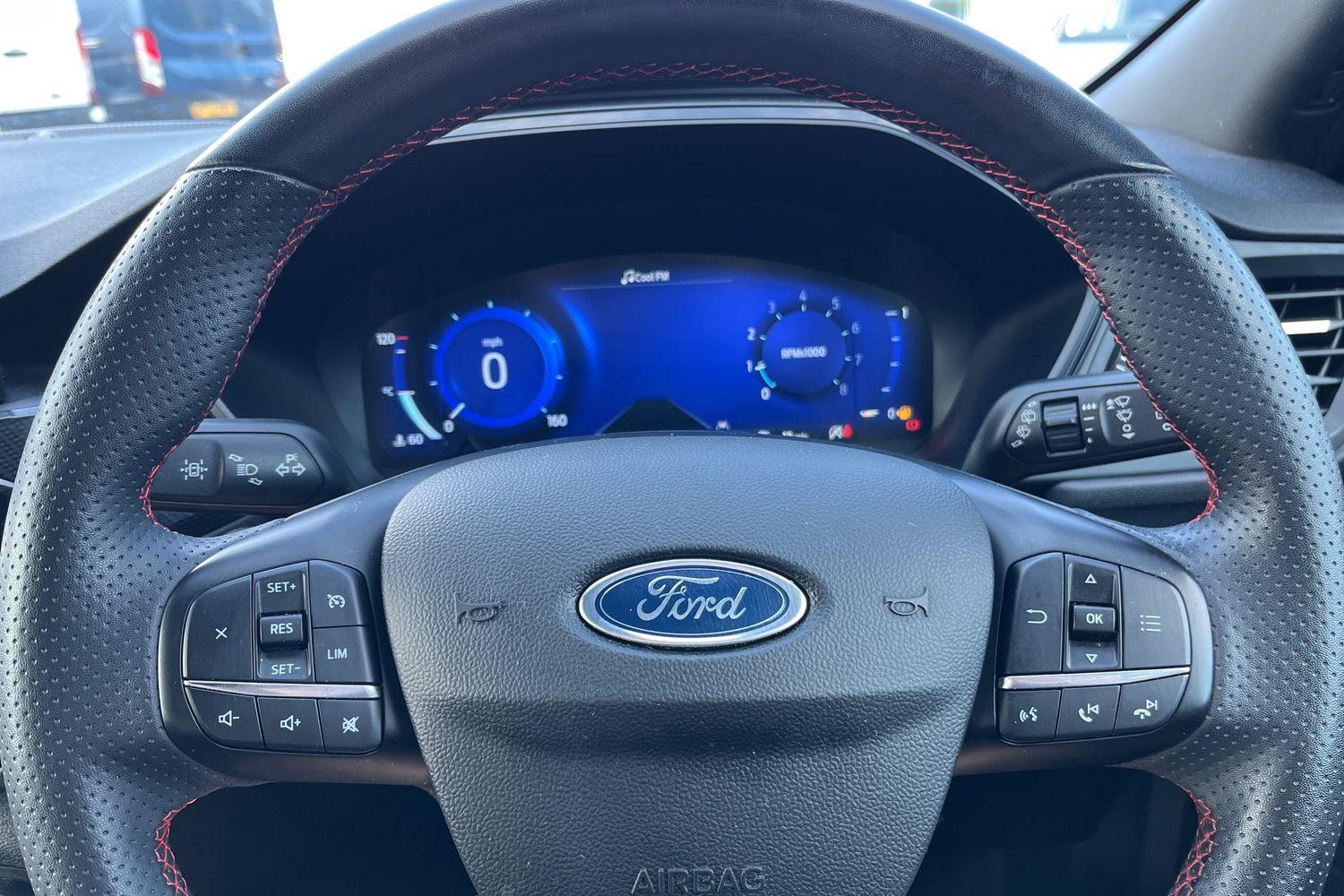 Ford KUGA Photo 11