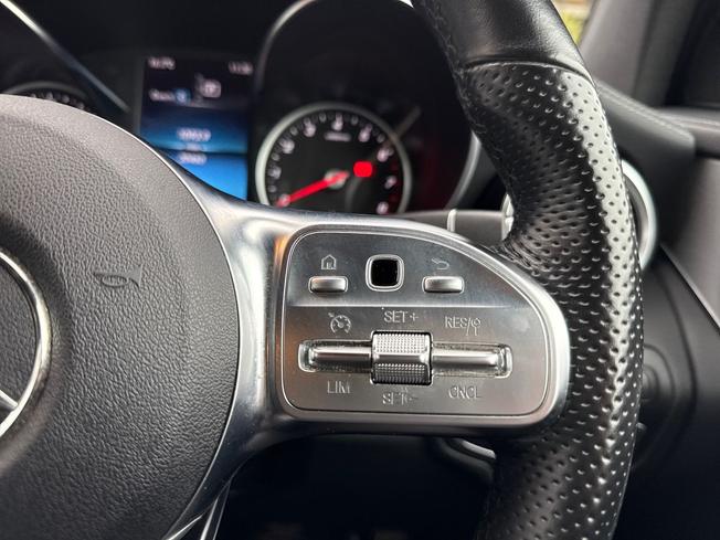 MERCEDES-BENZ Glc Photo 17