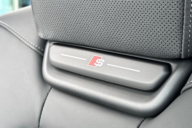 Audi Q6 e-tron Photo 26