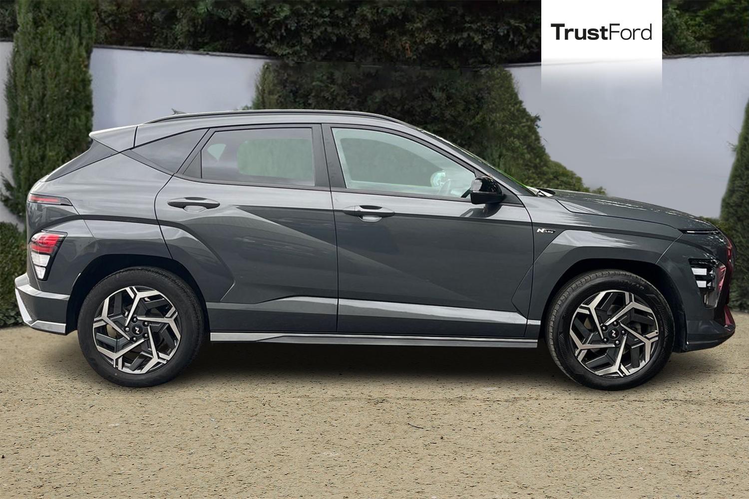 Hyundai KONA Photo 2