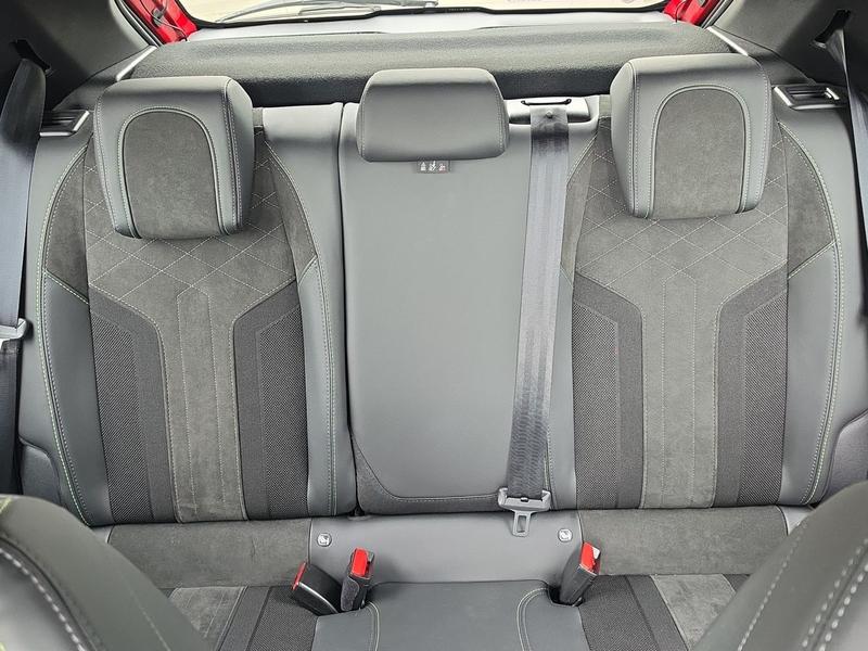 Used Peugeot E-208 AK22MYW 29