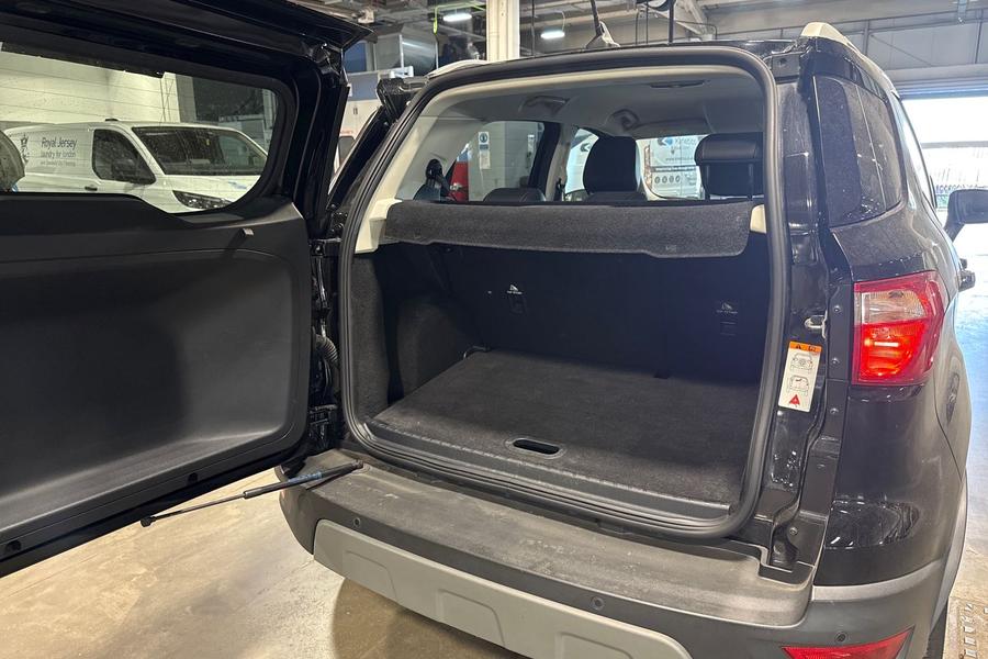 Ford ECOSPORT Photo autoimg-c0a47ebaaa4daaa11b775bce767a3e5c938898c7.jpg