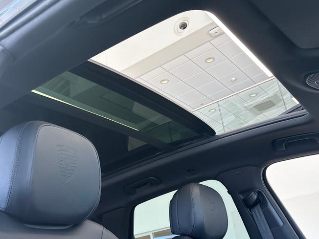 PORSCHE Cayenne Photo 28