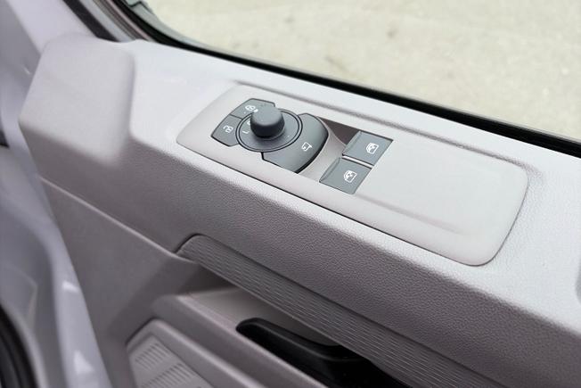 Volkswagen Transporter Photo 43