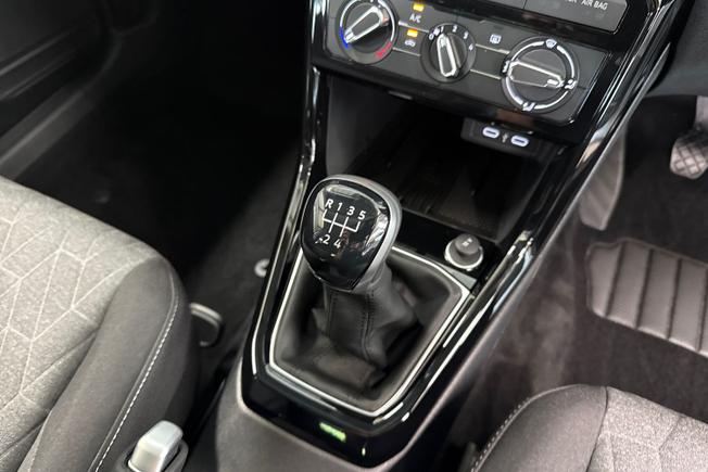 Volkswagen T-Cross Photo 15