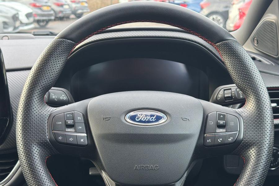 Ford PUMA Photo autoimg-c0afc0fe25dece142433849327e71d54d2a6d319.jpg