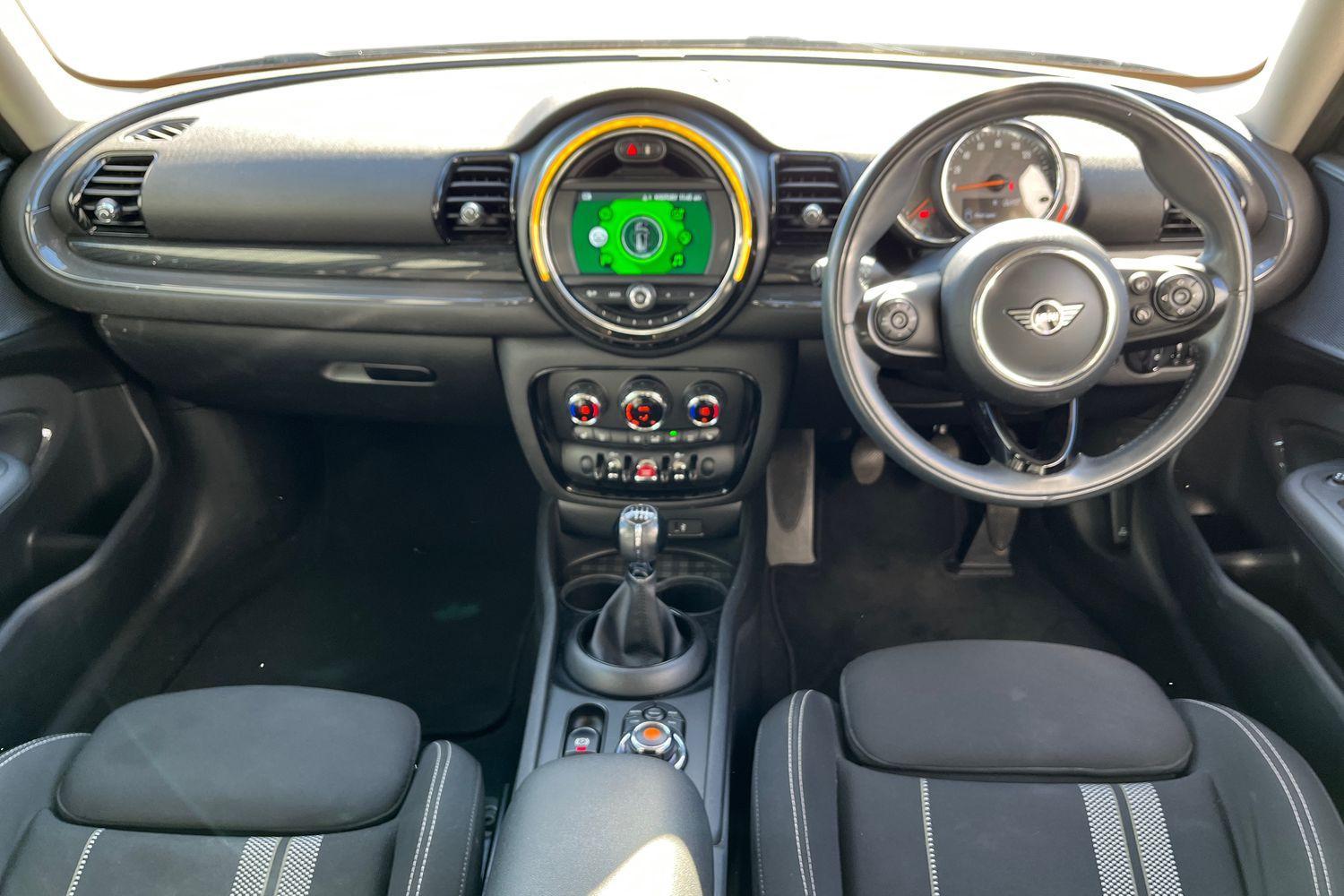 MINI CLUBMAN Photo 9