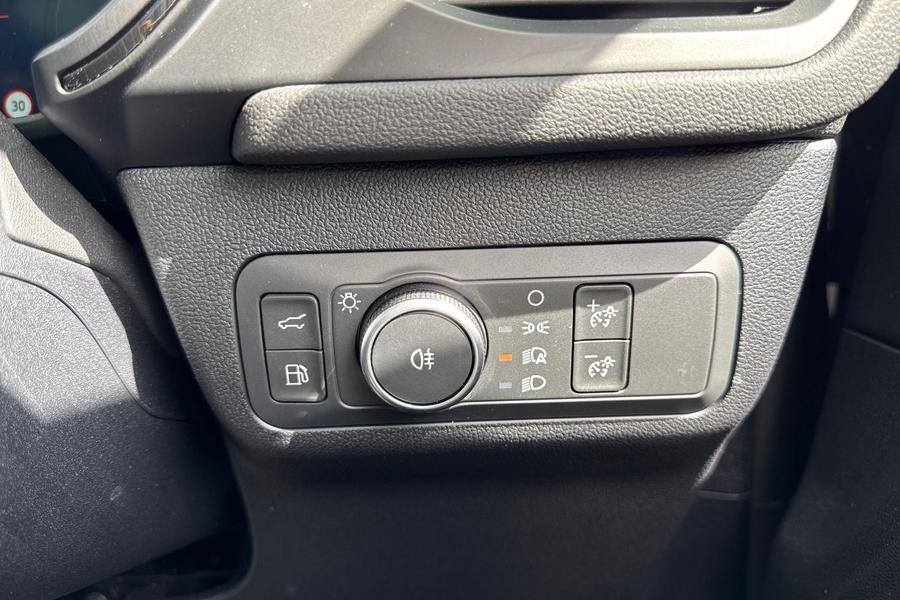 Ford KUGA Photo autoimg-c0b04a488326f88bc01cb5e306046029102cda19.jpg