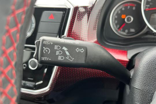 Volkswagen up! Photo autoimg-c0b25f1657d30c472660280a97731508c069dff3.jpg