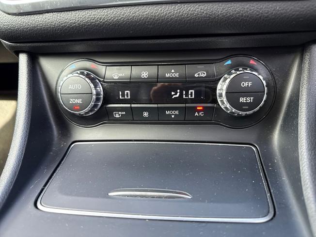 MERCEDES-BENZ Gla Photo 33