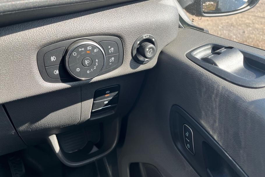 Used FORD TRANSIT WP75PNU 27