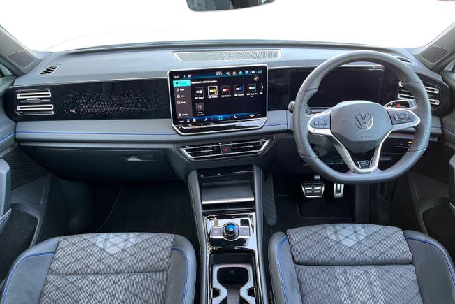 VOLKSWAGEN Tiguan Photo 10