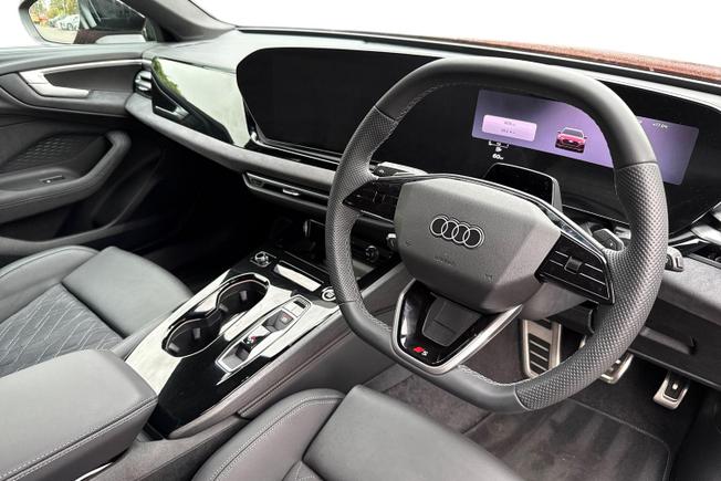 Audi Q4 e-tron Photo 7