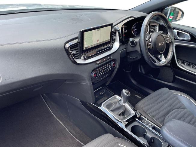 KIA Xceed Photo 2