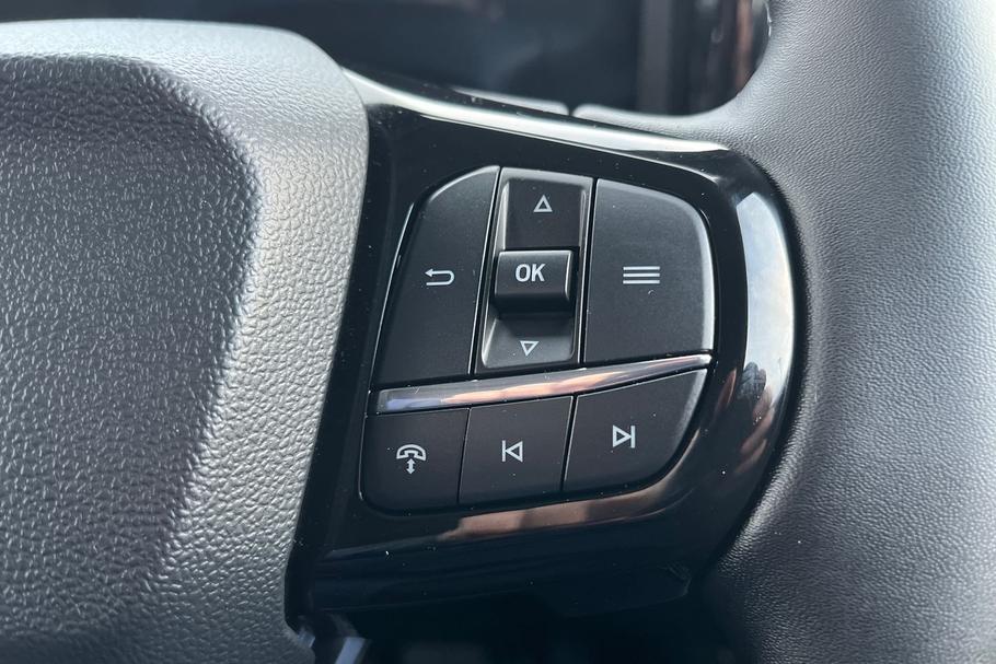 Used Ford E-TRANSIT COURIER YB75VCT 30