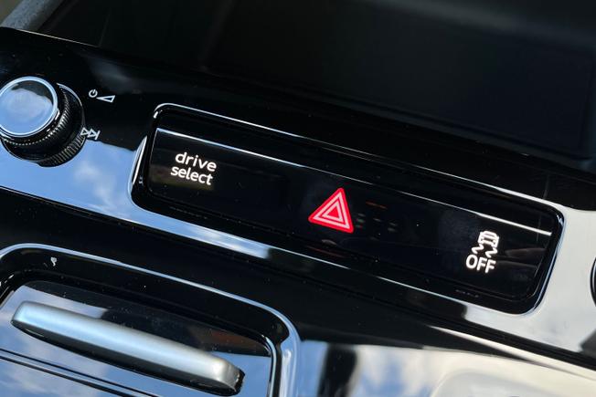 AUDI  Q6 Sportback Photo 40