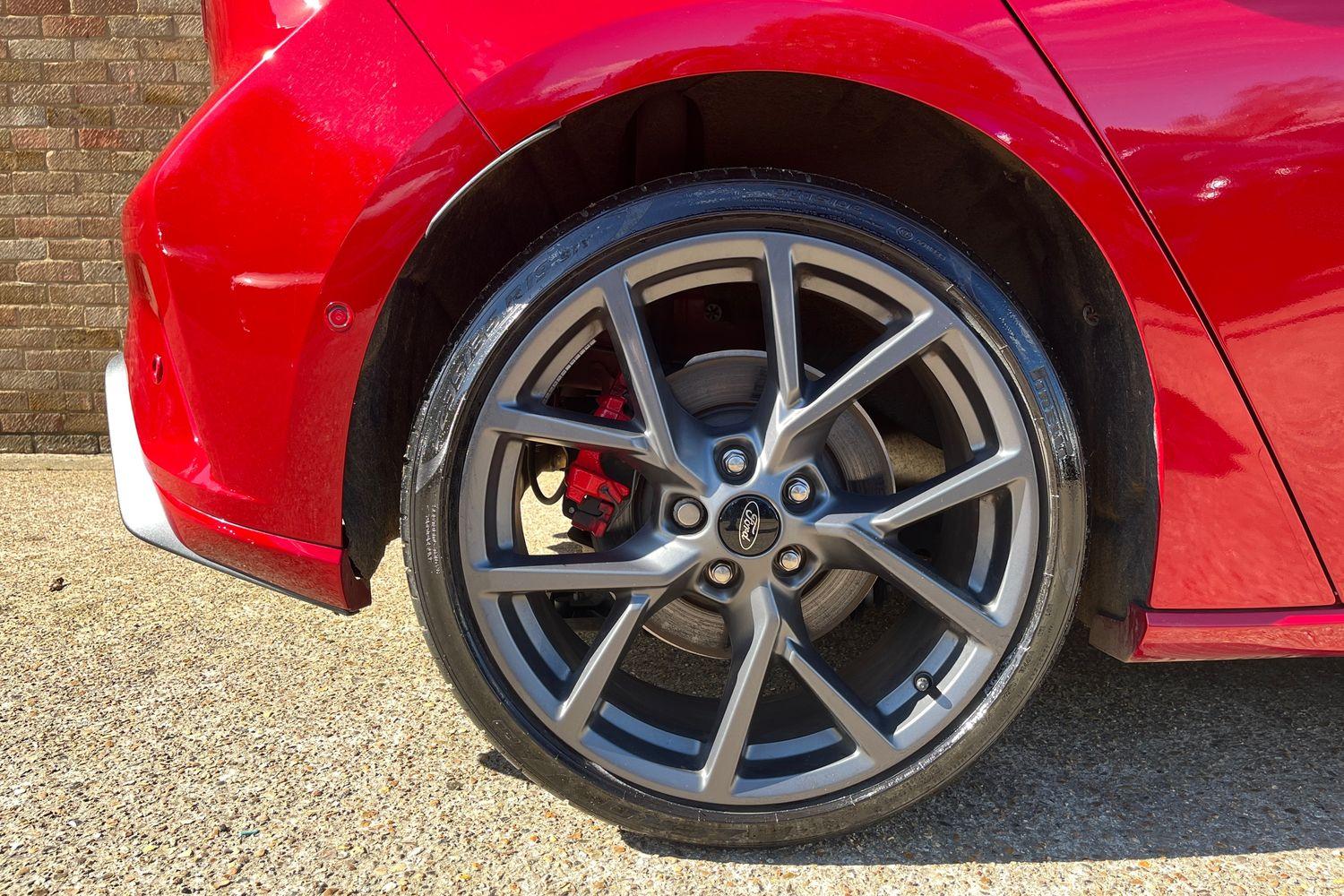 Ford Focus Photo 7