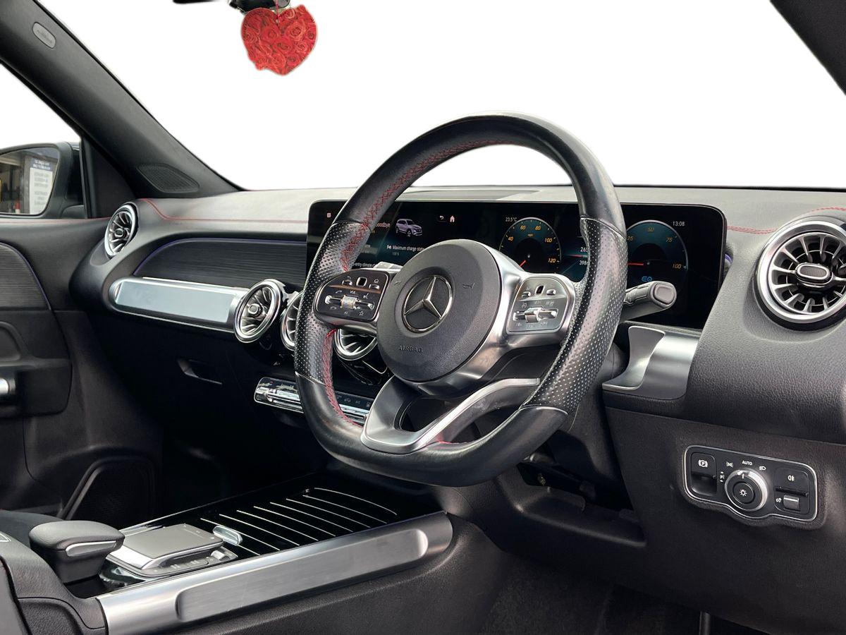 Mercedes-Benz EQB Photo 19