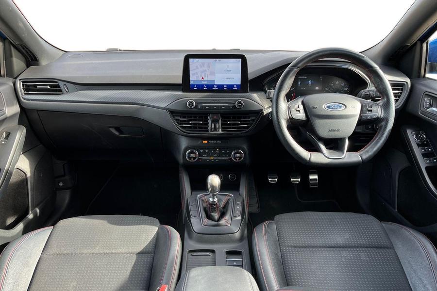 Ford Focus Photo autoimg-c0cf43f43d96401247588bbf9bc4f3c10c96f17d.jpg