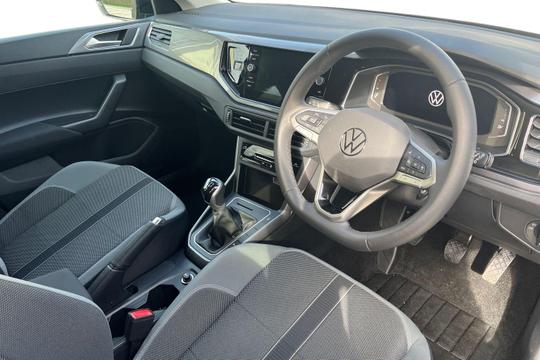 Volkswagen Polo Photo autoimg-c0d3d1c40ba3c98f92cb05f3c4991f116329faec.jpg