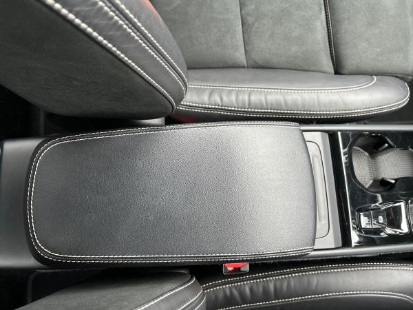 Volvo XC40 Photo autoimg-c0d5c3fd44a096b452b720aef66521435fd68535.jpg