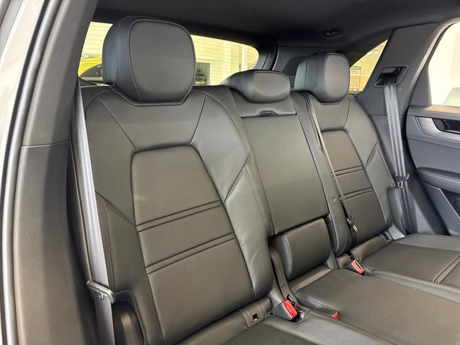 PORSCHE Cayenne Photo 29