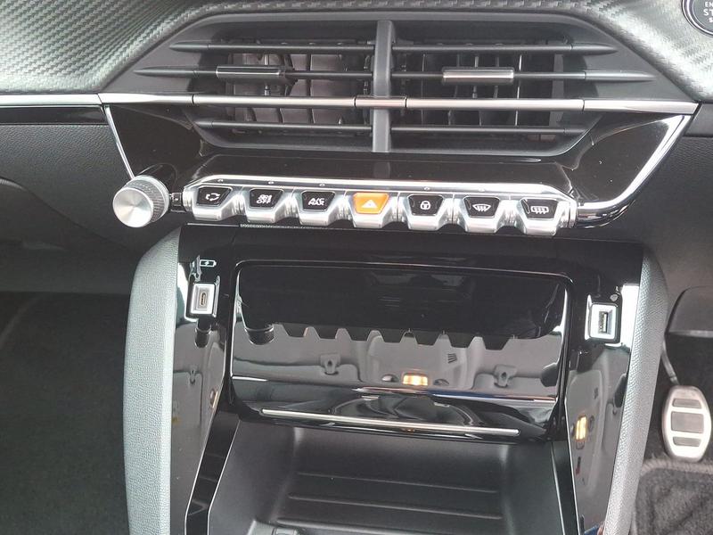 Used Peugeot 208 YC73WVW 23