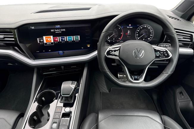 VOLKSWAGEN Touareg Photo 11