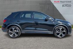 AUDI Q3 Photo 4