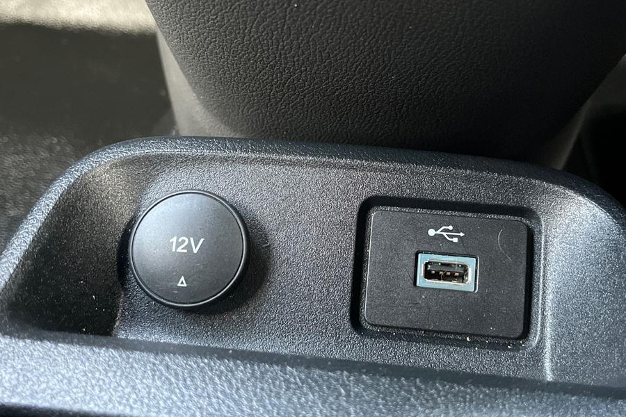 Ford TRANSIT CONNECT Photo autoimg-c0e379027eafb1d2637c18cccf1399e89d610e03.jpg