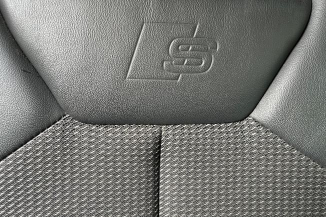 Audi Q3 Photo 31
