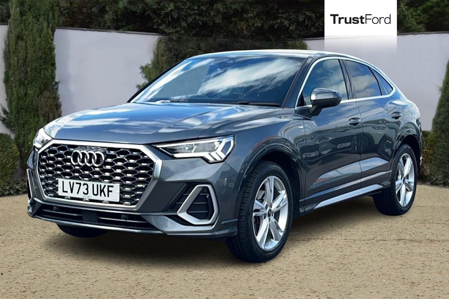 Audi Q3 Photo 4