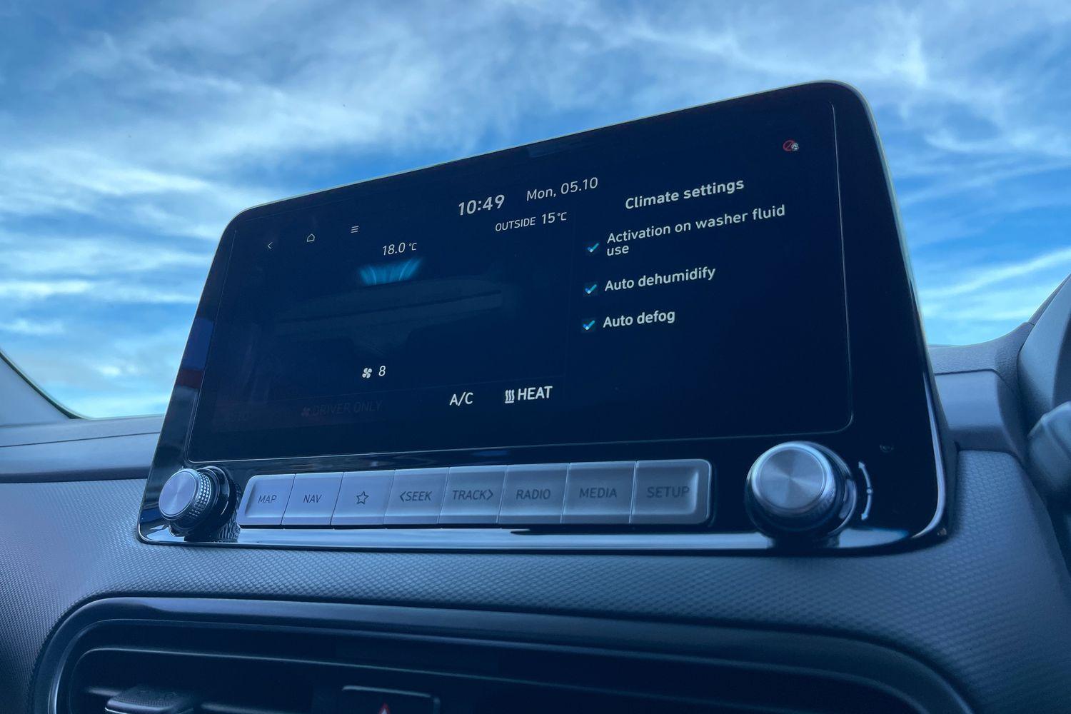 Hyundai KONA Photo 27