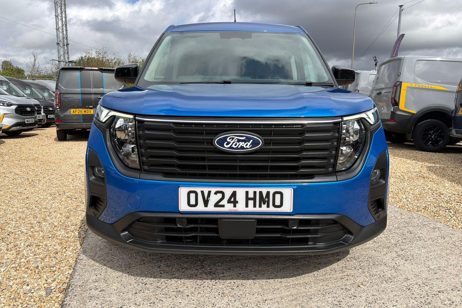 Ford TRANSIT COURIER Photo 40