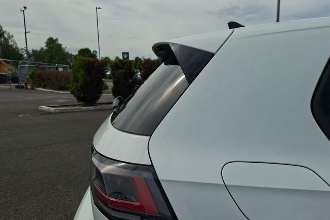 Volkswagen Golf Photo 24