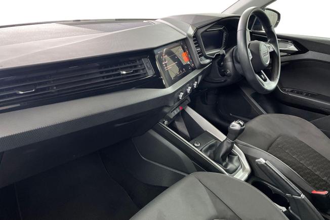 AUDI A1 Photo 2