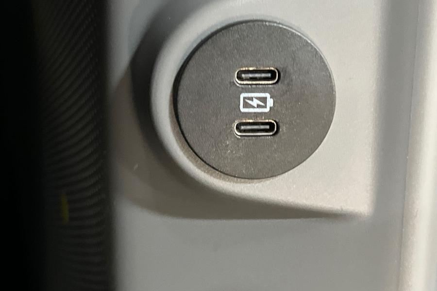 Ford TOURNEO CUSTOM Photo autoimg-c10055e618f7ad62954ec56f9b783d591bbe0194.jpg