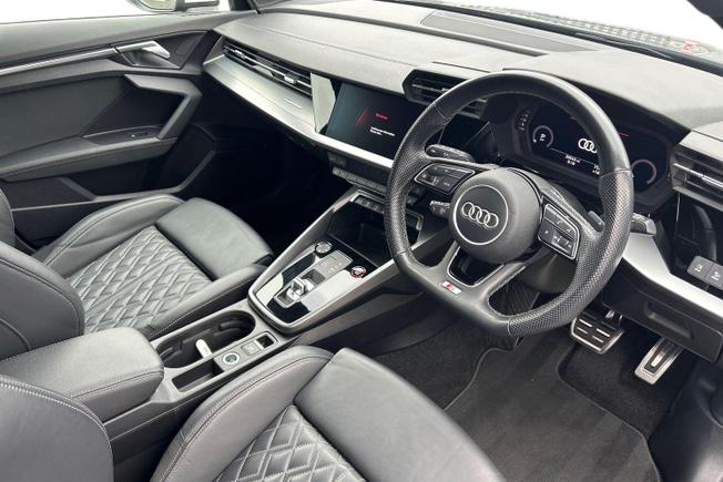 AUDI S3 Photo 6